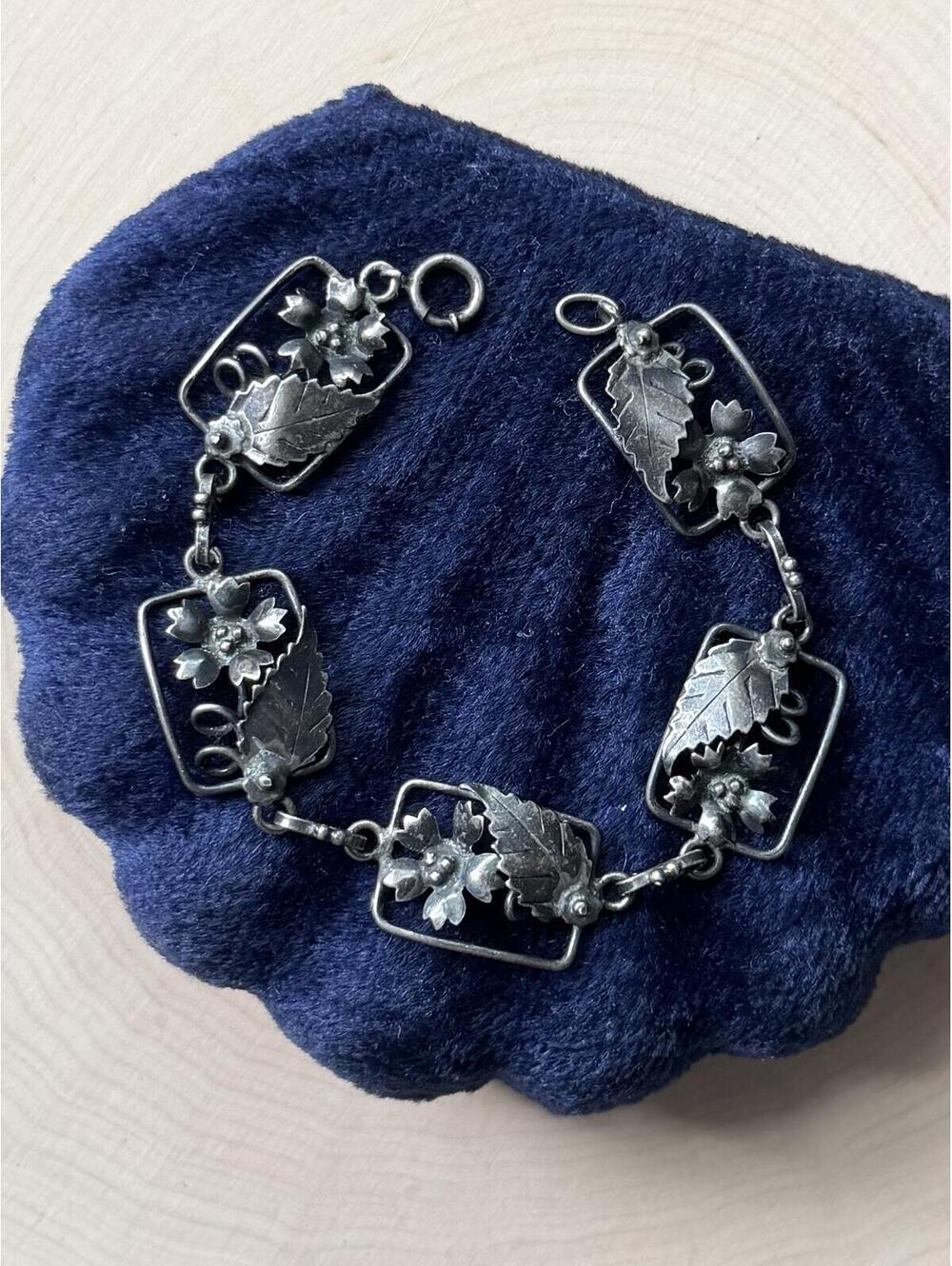 Antique Sterling Silver Arts & Crafts Style Floral Leaf Panel Link Bracelet 7.4"